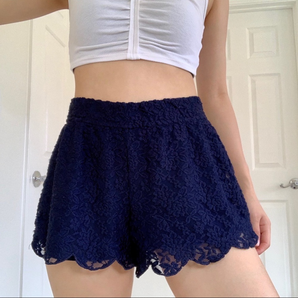 FREE PEOPLE LACE SHORTS